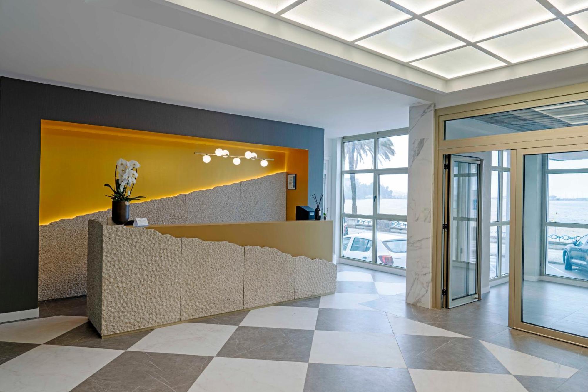 Hotel Faranda Rias Altas, Ascend Hotel Collection Perillo Exterior photo